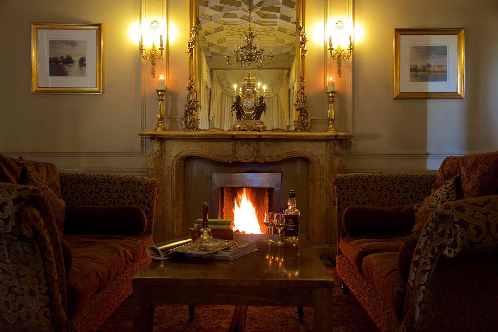 Stonefield Castle Hotel 'A Bespoke Hotel' Екстер'єр фото