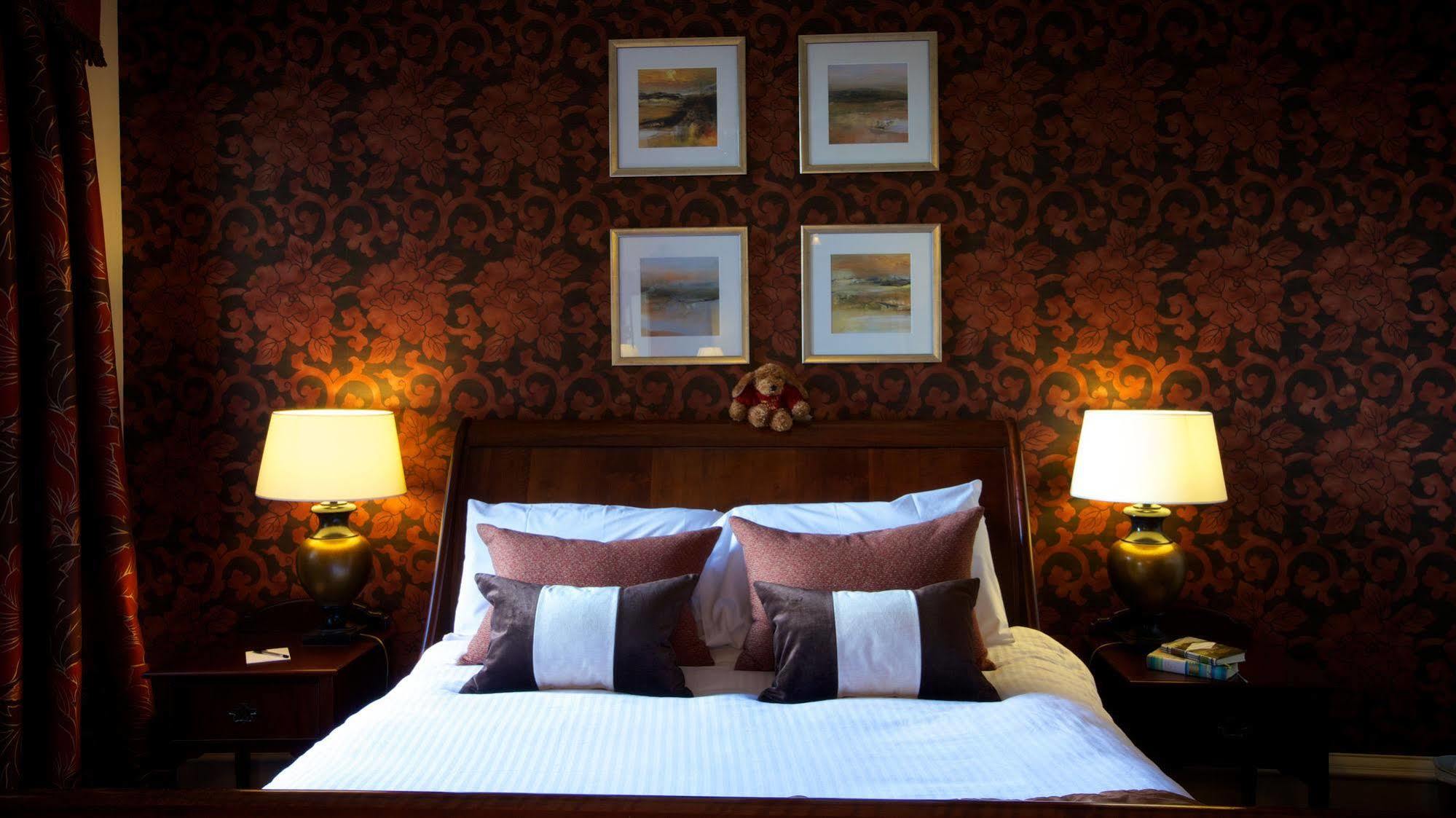 Stonefield Castle Hotel 'A Bespoke Hotel' Екстер'єр фото